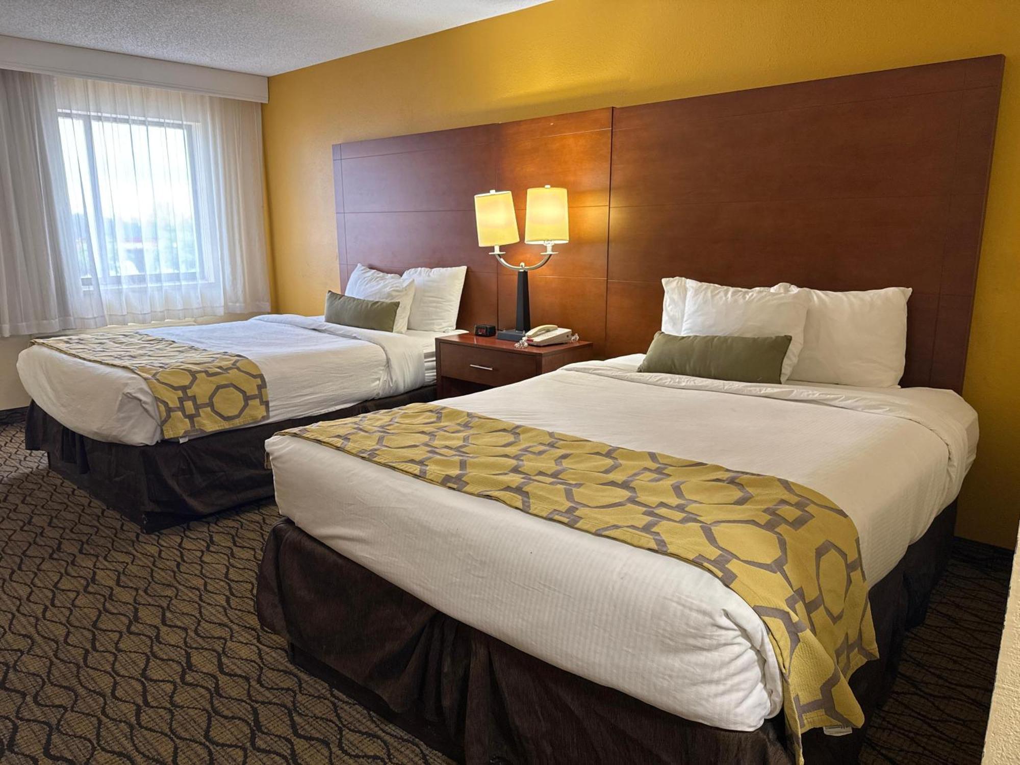 Queen Room Two Queen Beds Non-Smoking